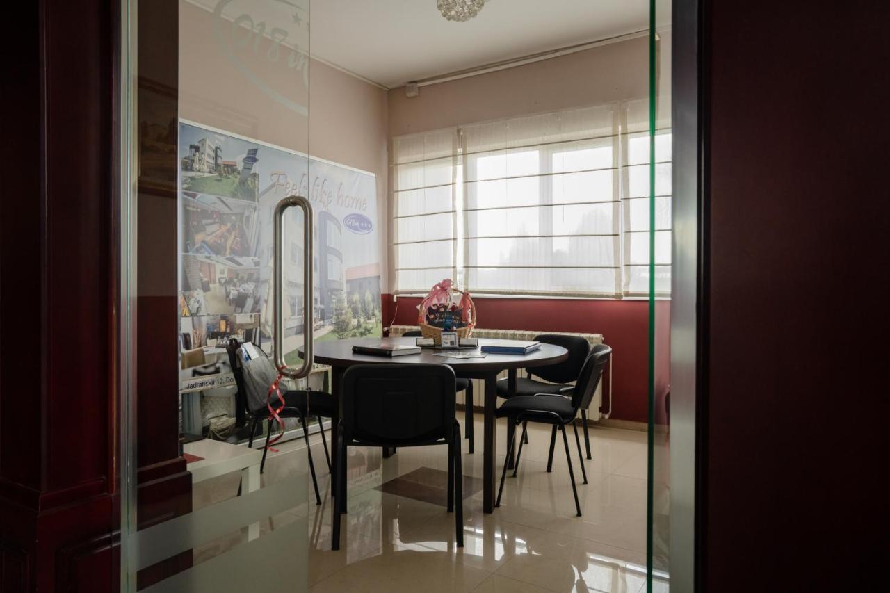 Garni Hotel 018 In Ниш Экстерьер фото