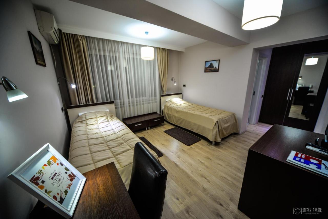 Garni Hotel 018 In Ниш Экстерьер фото