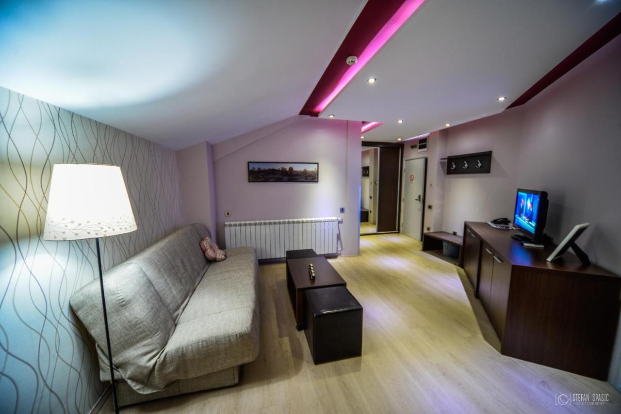 Garni Hotel 018 In Ниш Экстерьер фото