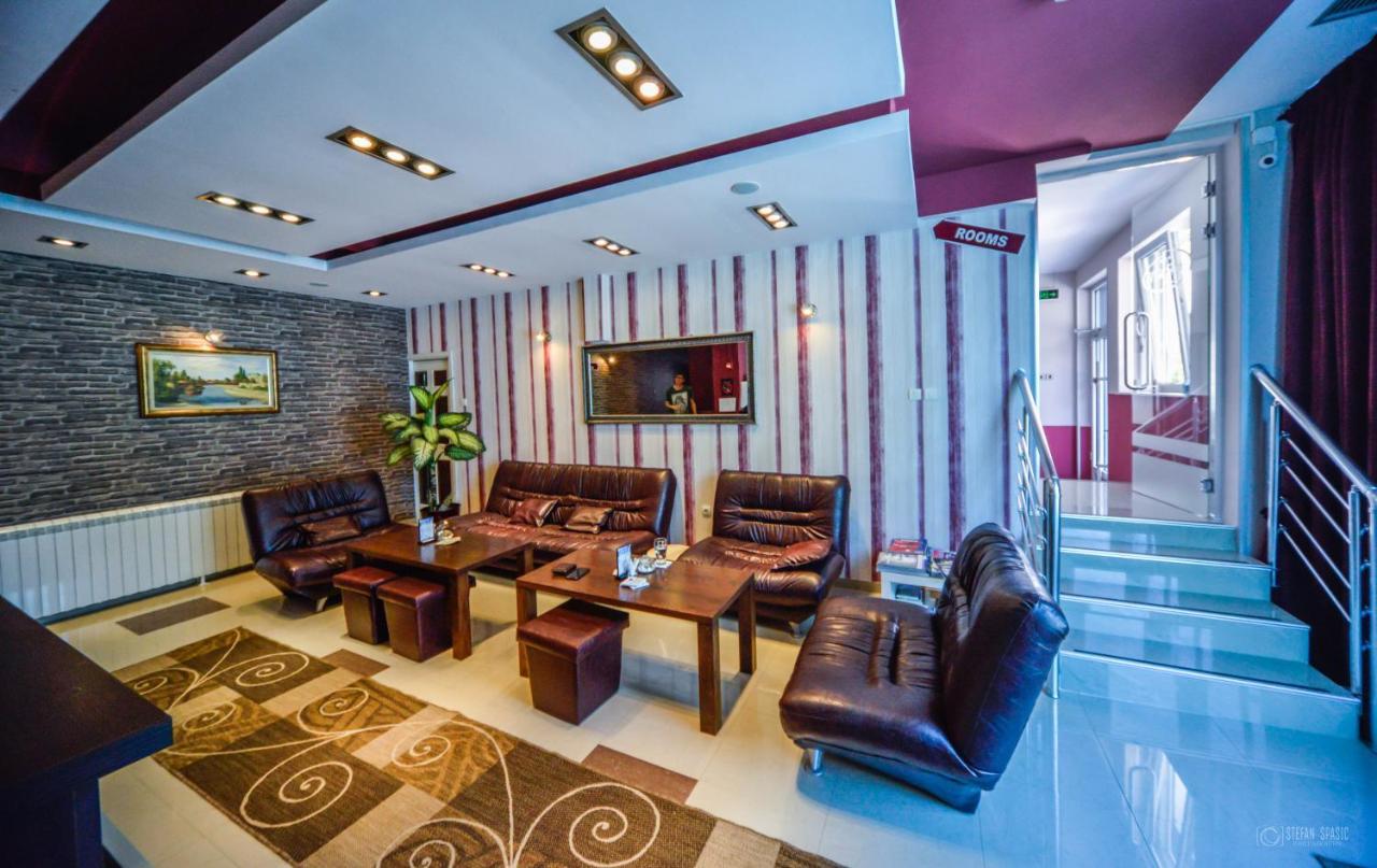 Garni Hotel 018 In Ниш Экстерьер фото
